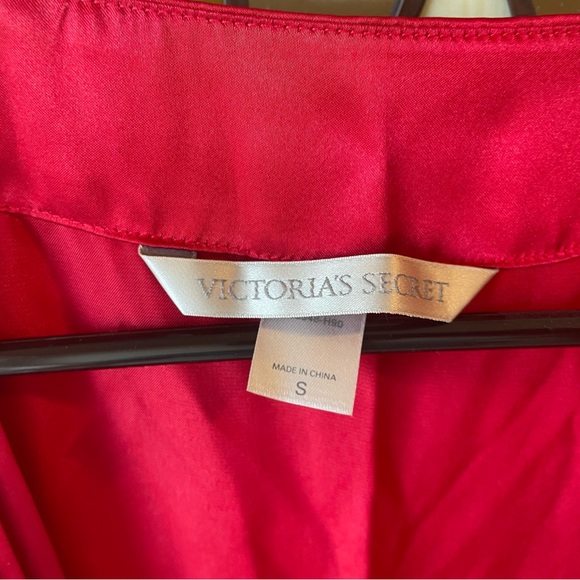 Vintage VS Shortie Robe - Picture 2 of 3